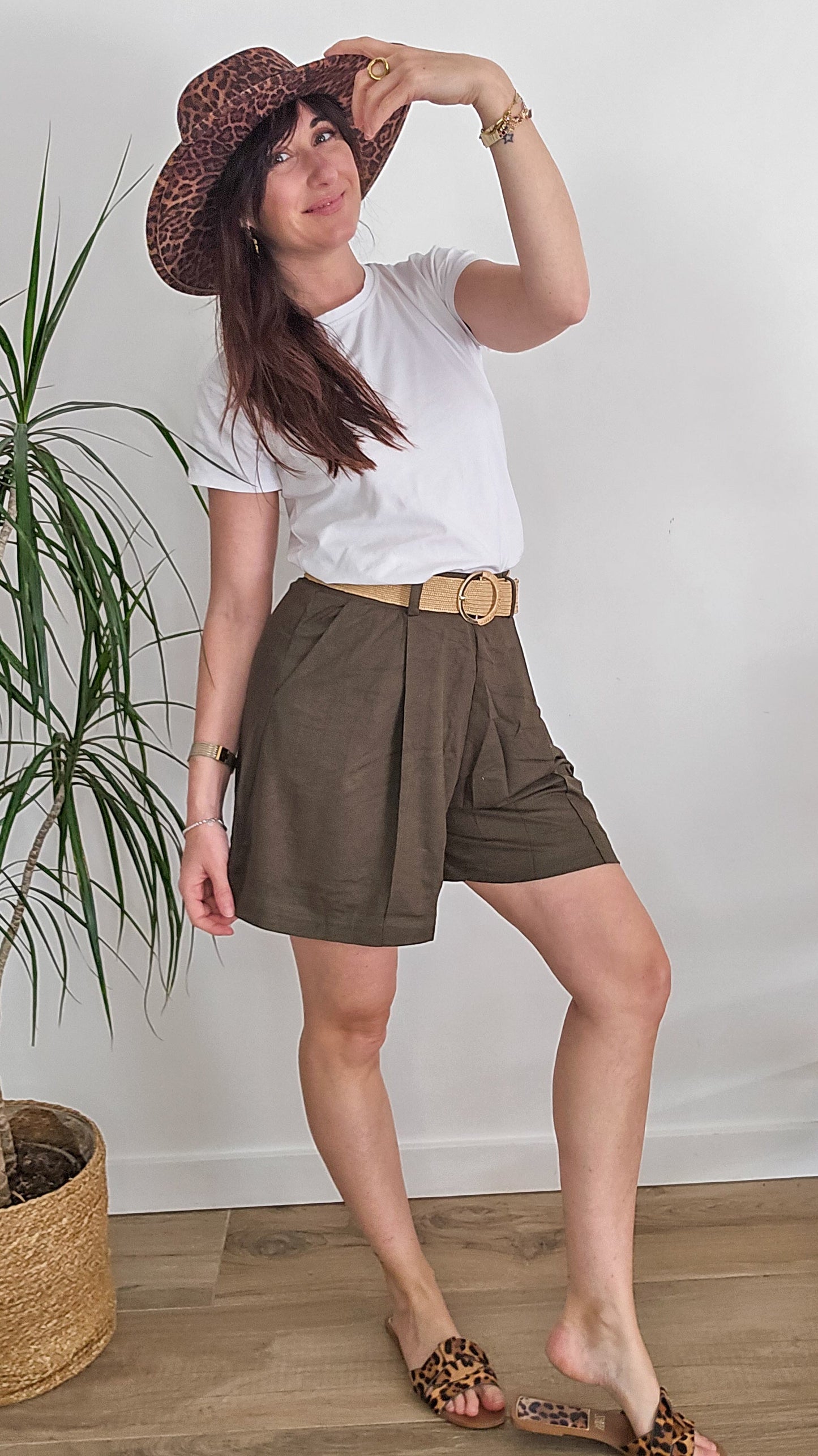 SHORT SAFARI