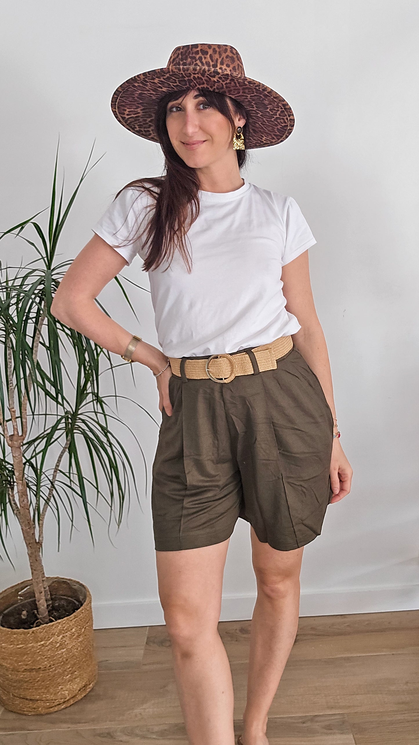 SHORT SAFARI