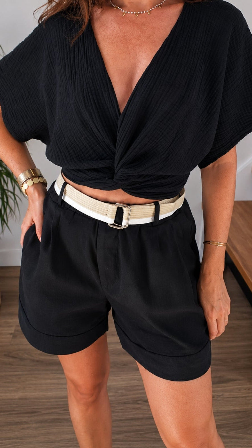 SHORT CAPRI