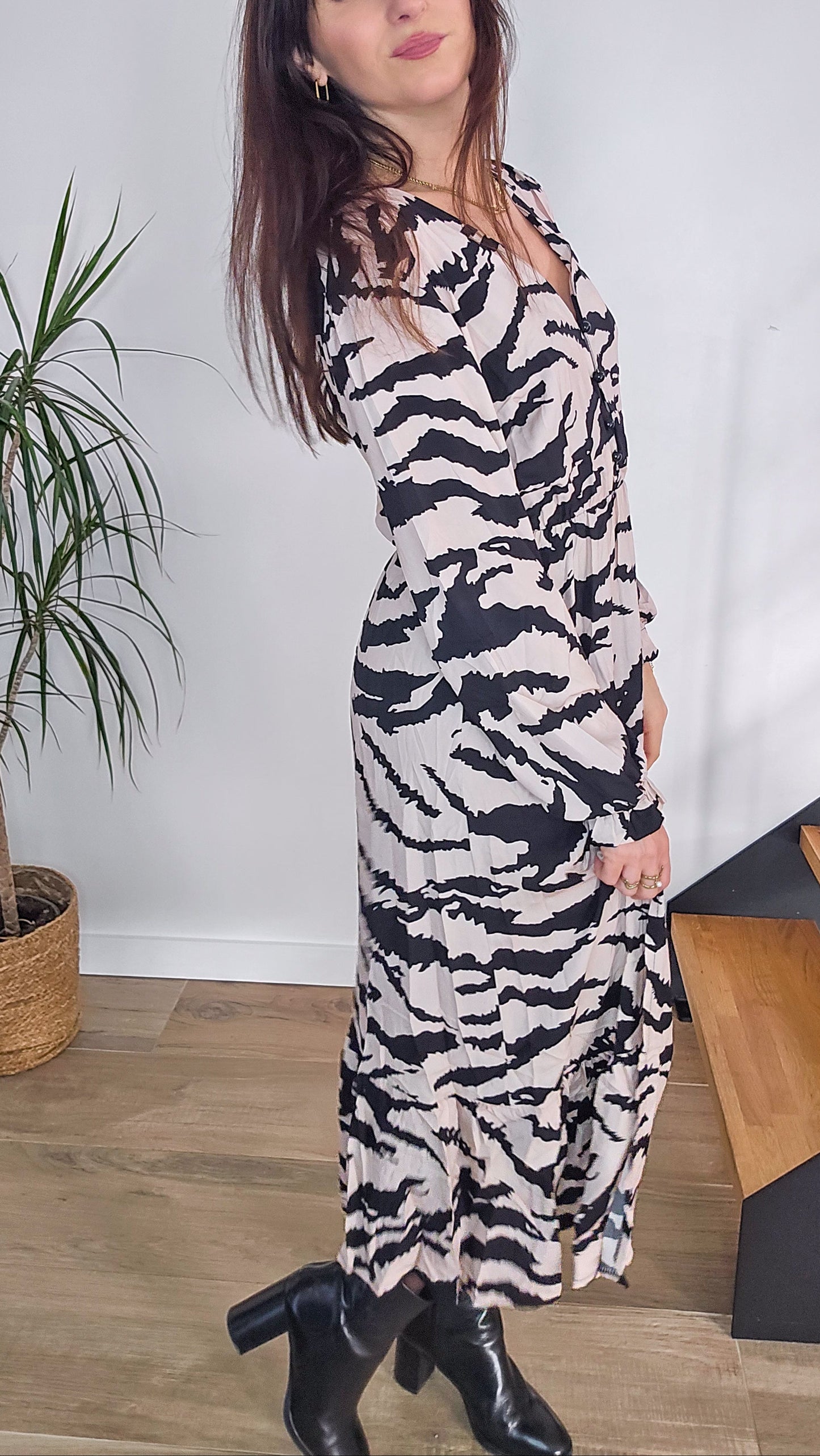 ROBE WILD